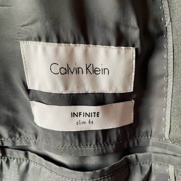 Calvin Klein Infinite Slim Fit Gray Lined Single Breasted Blazer (Size: Medium) - Picture 6 of 12